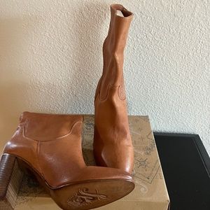 Free People Mid calf leather boots